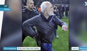 Le président d'un club de foot grec descend sur la pelouse armé - ZAPPING ACTU DU 13/03/2018
