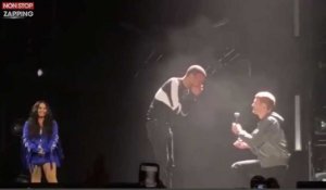 Demi Lovato aide un ami à faire sa demande en mariage en plein concert (vidéo)