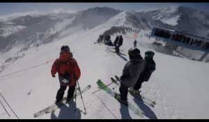 Ski : quand 200 personnes attendent pour descendre une piste fraîche (vidéo)