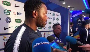 Foot - France-Irlande : "C'était important de commencer par une victoire ce soir" (Mandanda)