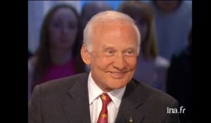 Suite interview Buzz Aldrin