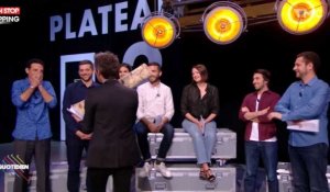 Quotidien : Yann Barthès fait un cadeau improbable à Vincent Dedienne (Vidéo) 