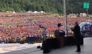 Donald Trump fait huer Obama par 45.000 boy scouts