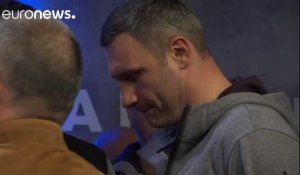 Le boxeur ukrainien Vladimir Klitschko raccroche les gants