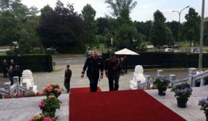 Les images du prince Laurent avec la délégation chinoise