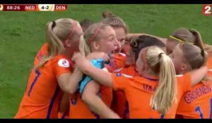 Euro 2017 : Les Pays-Bas l'emportent à domicile face au Danemark (vidéo)
