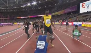 Usain Bolt : Justin Gatlin le bat mais se met à genoux devant le roi (Vidéo)