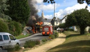 Incendie d'une machine agricole à Arzano