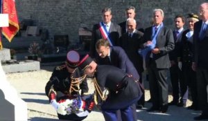 Ve République: Macron sur la tombe du général De Gaulle