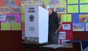 Ouverture des bureaux de vote au Brésil