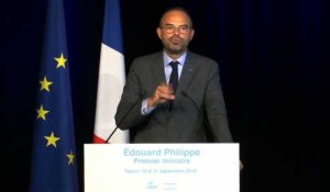 Edouard Philippe prédit "une année de bagarre" politique
