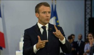 Macron aux start-up: l'Urssaf est "votre amie"