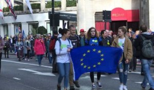 Londres/Brexit:des milliers de manifestants pour un nouveau vote