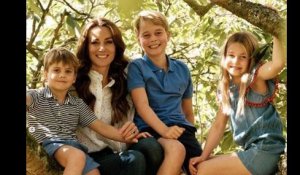Kate Middleton hospitalisée : elle ne peut plus s’occuper de ses trois enfants… Voici qui prend...