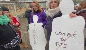 Calais : cinquante professeurs de lycée en grève contre des suppressions de postes