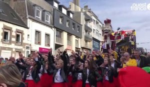 VIDÉO. Carnaval de Granville : la foule au rendez-vous pour la Cavalcade des enfants