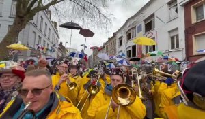Dunkerque : les masquelours s'échauffent les mollets à l'aube des Trois Joyeuses