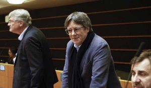 Espagne : Carles Puigdemont visé par une enquête pour "terrorisme"