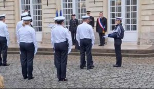 Arras : Le ministre de l'Intérieur Gérald Darmanin remet la Légion d'honneur à neuf policiers qui sont intervenus lors des attentats d'Arras du 13 octobre 2023