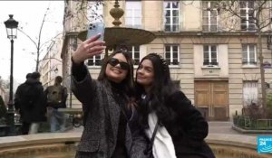 "Emily in Paris" : la série Netflix attire de nombreux touristes à Paris