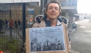 Un prof de SVT confie les raisons de ce mouvement de grève au lycée Blaringhem de Béthune.