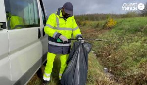 VIDÉO. En Maine-et-Loire, une opération de nettoyage des abords des routes départementales