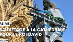 La statue du roi David à Reims part en restauration