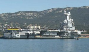 Le Charles-de-Gaulle quitte Toulon après des mois de maintenance