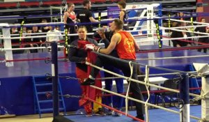 Championnat de France 2024 de boxe savate et canne de combat: premier jour de compétition à Calais