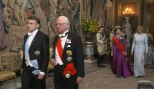 Le président français Emmanuel Macron arrive à la réception du Palais royal à Stockholm