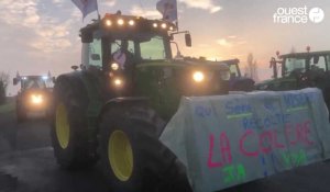VIDÉO. Ce matin, des tracteurs sont partis de Fontenay-le-Comte pour manifester à La Roche-sur-Yon