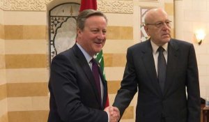 Le chef de la diplomatie britannique rencontre le Premier ministre libanais à Beyrouth