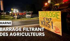Barrage filtrant des agriculteurs à Somme-Vesle