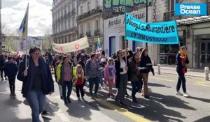 VIDEO. Parents, élèves et enseignants contre une "réforme injuste" et pour plus de moyens