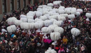 Carnaval de Binche : la parade costumée des Gilles de Binche