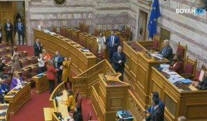 Grèce: le Parlement légalise le mariage et l'adoption pour les couples de même sexe
