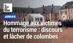 Hommage aux victimes du terrorisme à Arras : discours et lâcher de colombes