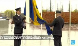 Suède dans l'OTAN : le drapeau du 32e membre hissé au siège