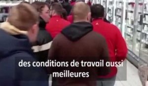 Social - "Le compte n'y est pas" : dans le Loiret, la mobilisation des salariés d'Auchan se poursuit