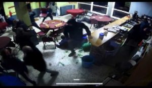 Attention, ces images peuvent choquer: une attaque extrêmement violente à Cheratte contre un café turc
