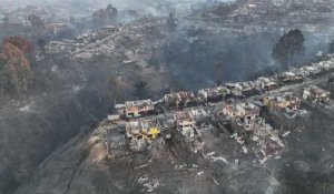 Chili: maisons brûlées après un incendie qui àfait au moins 19 morts