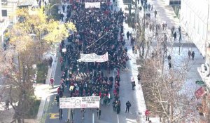 En Grèce, les étudiants manifestent contre "la privatisation" des universités