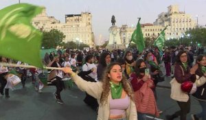 Manifestations en Amérique du Sud pour le droit à l'avortement