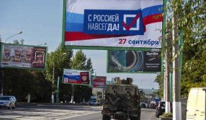Ouverture des bureaux de vote dans à Lougansk pour le référendum d'annexion à la Russie