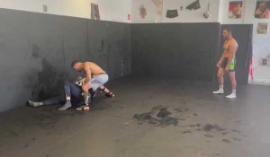 Tourcoing : le combattant de MMA Hasni Mohammadi à l'entraînement