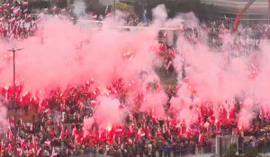 Pologne : rassemblemnt des organisations nationalistes à Varsovie pour la journée de l'Indépendance