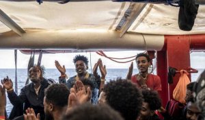 A Giens, les migrants de l'Ocean Viking contrôlés et hébergés dans un centre de vacances