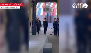 VIDÉO. Jean-Yves Le Drian décoré de la Légion d'honneur par Emmanuel Macron