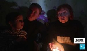 Guerre en Ukraine : à Kherson, les nuits longues et froides sans eau ni électricité