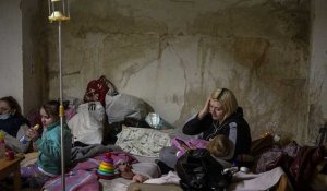 "C'est aussi une guerre contre les femmes" - Un an de conflit en Ukraine